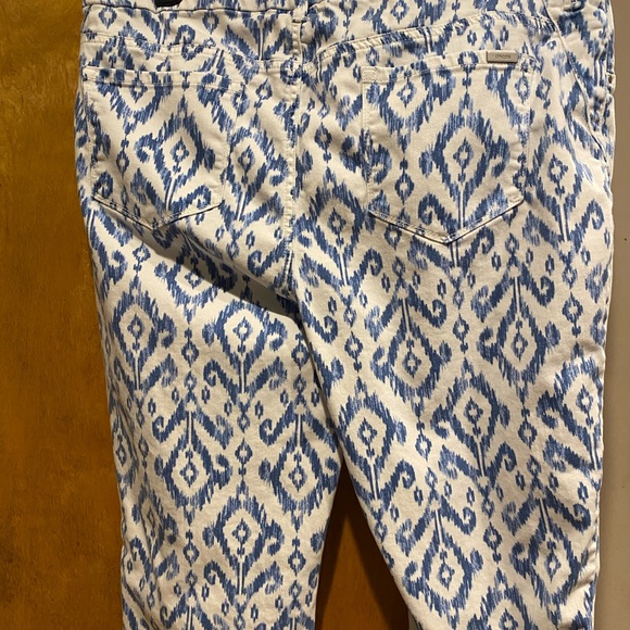 Chico’s jeans - Picture 4 of 4